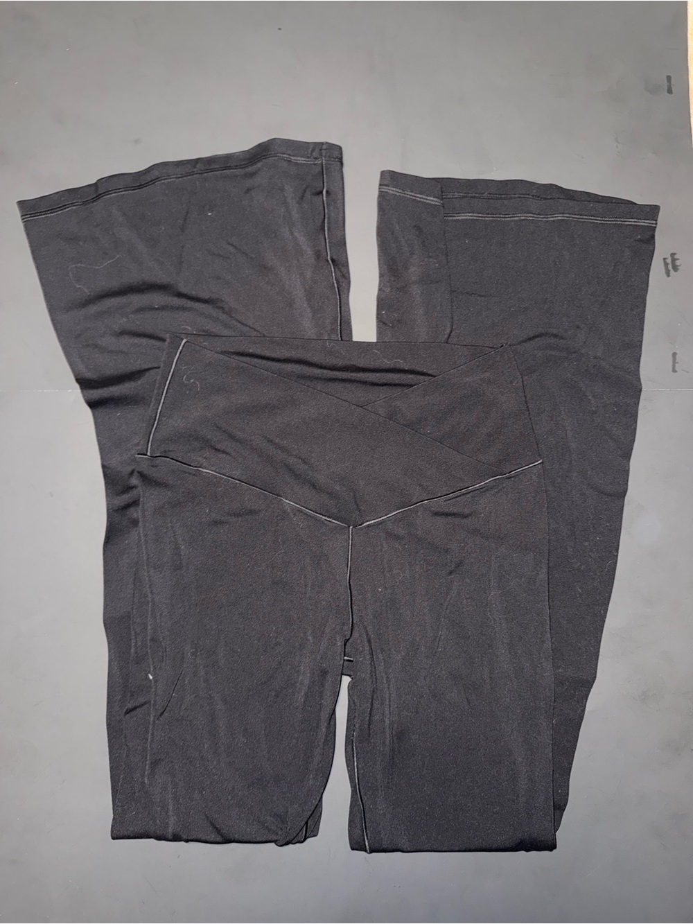 aerie Black Leggings with Reflective Accent